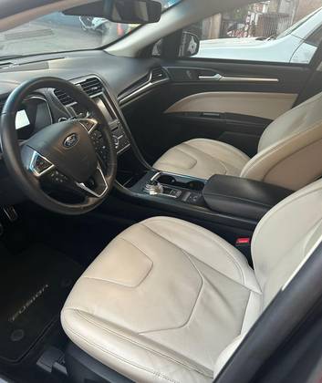 FORD FUSION 2.0 TITANIUM AWD 16V GASOLINA 4P AUTOMÁTICO